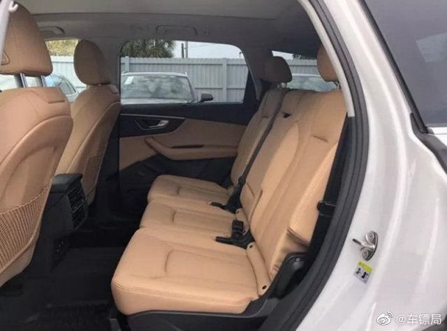 2020款奥迪Q7 实车亮相，外观进行了小幅度调整，这颜值如何？