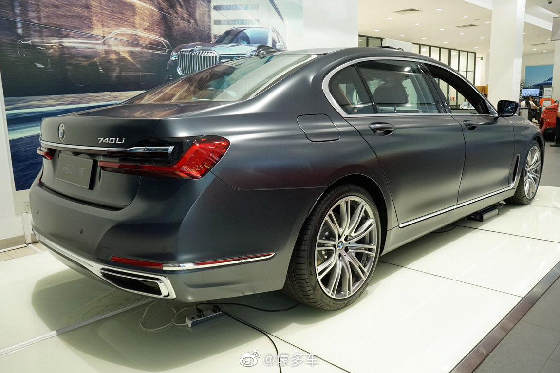 汽车美图抢先看：宝马 740Li xDrive 五座版