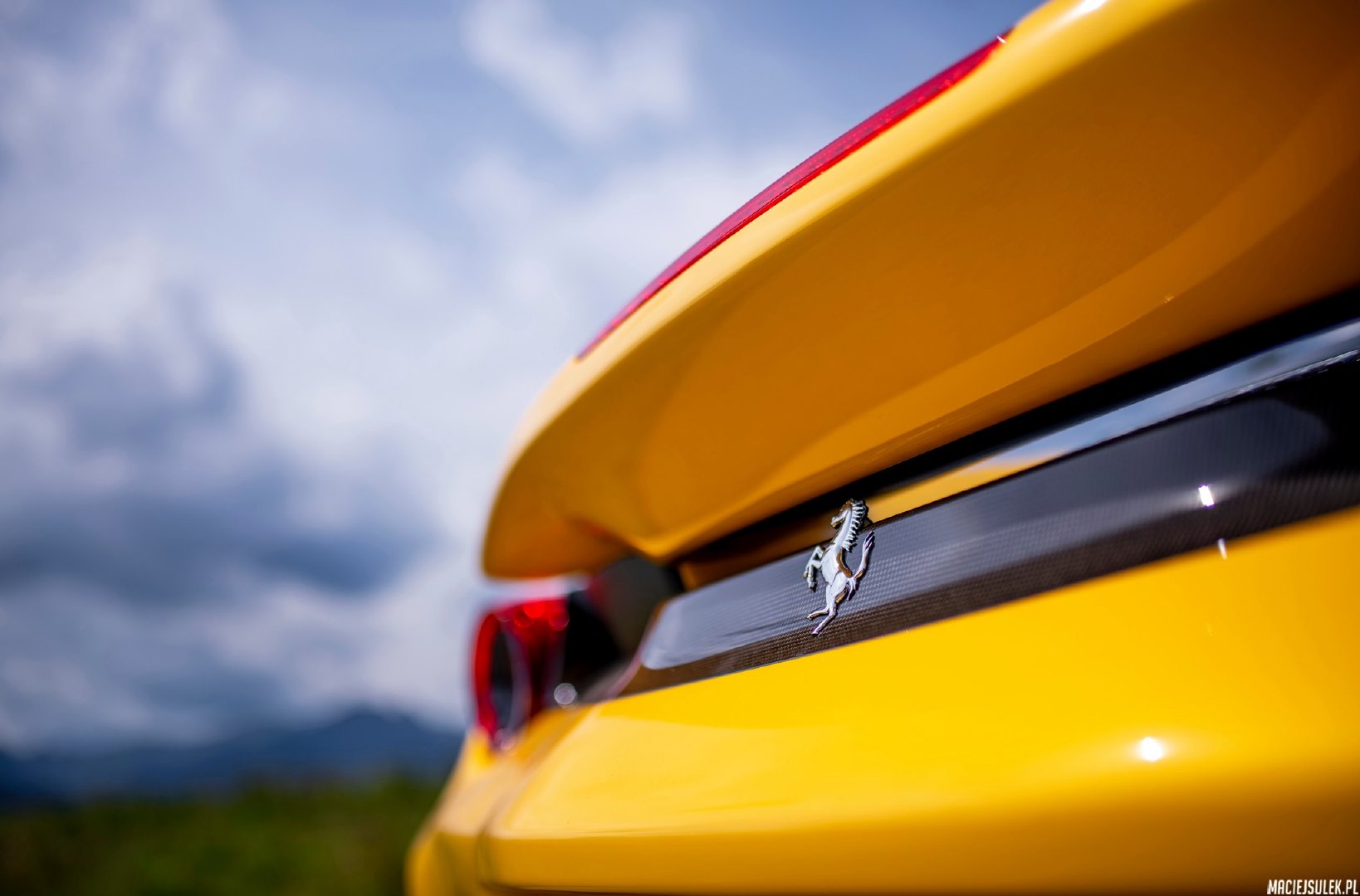 Ferrari 488 Pista，这组图让人舒服