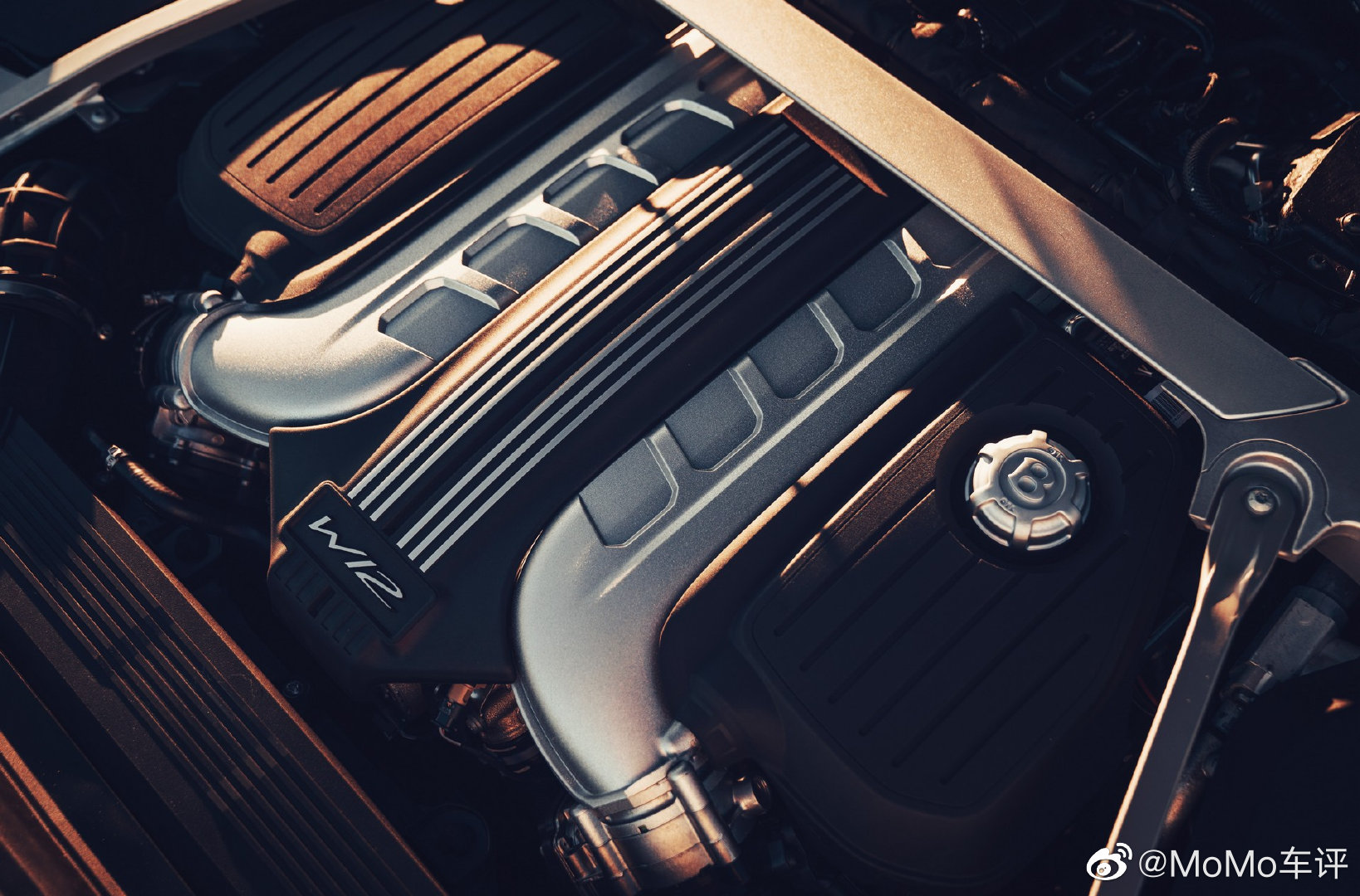 宾利将成为纯电动汽车品牌，到2030年将逐步淘汰汽油发动机