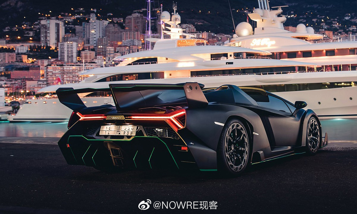 2015 款兰博基尼 Veneno 跑车将拍卖