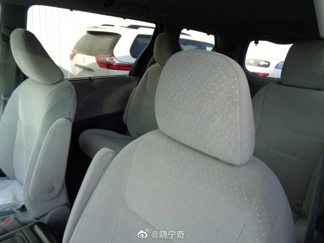 最喜欢的一款车型，空间真是变态大 丰田塞纳