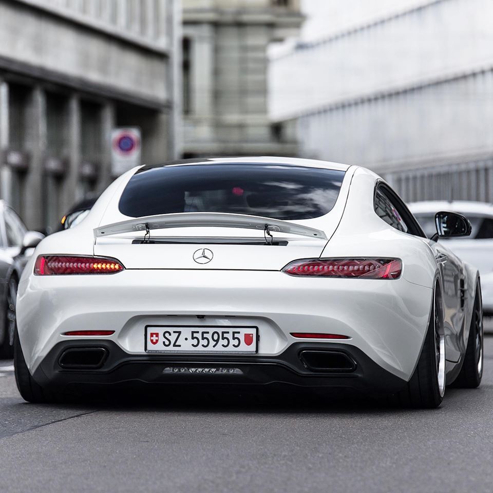 AMG GT：实车真的太漂亮了！