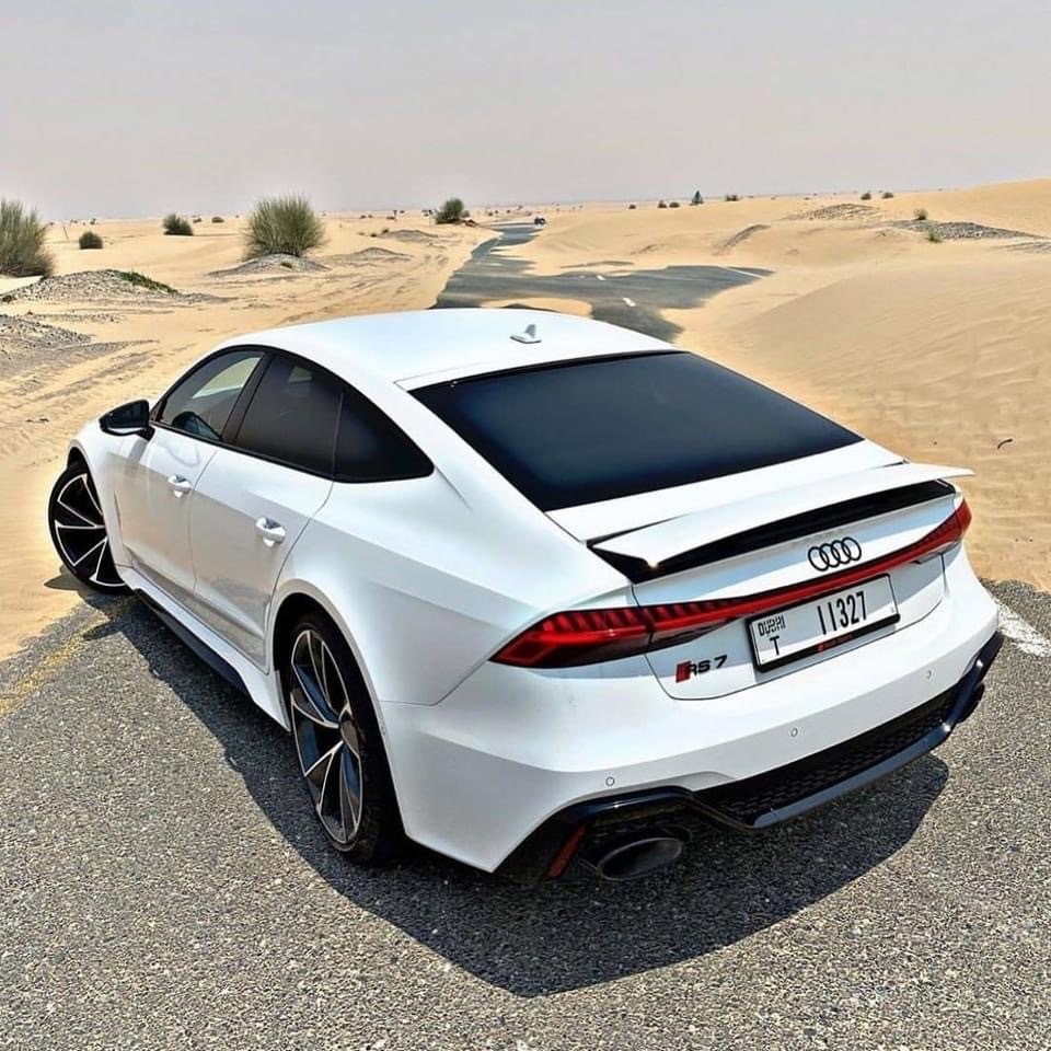 奥迪rs7感觉还是这个好看