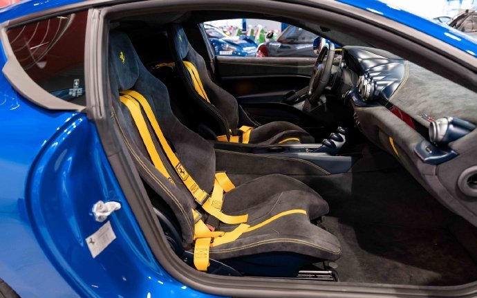 Ferrari F12 tdf 超级耐看型，嘿嘿嘿~