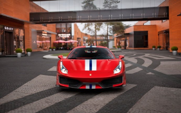 法拉利的经典款，诱惑力满分的红，心动了！