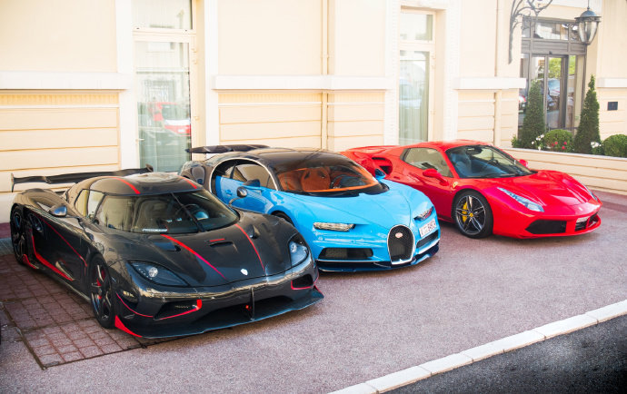 布加迪Bugatti Chiron，被深深的吸引住了~