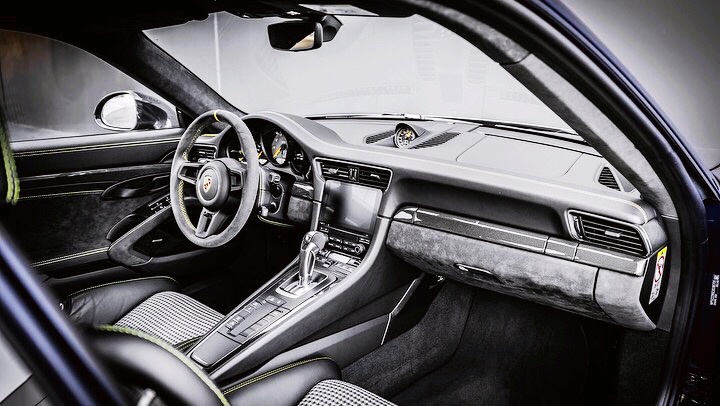 Porsche GT 2RS,一台让多少人神魂颠倒的超级跑车