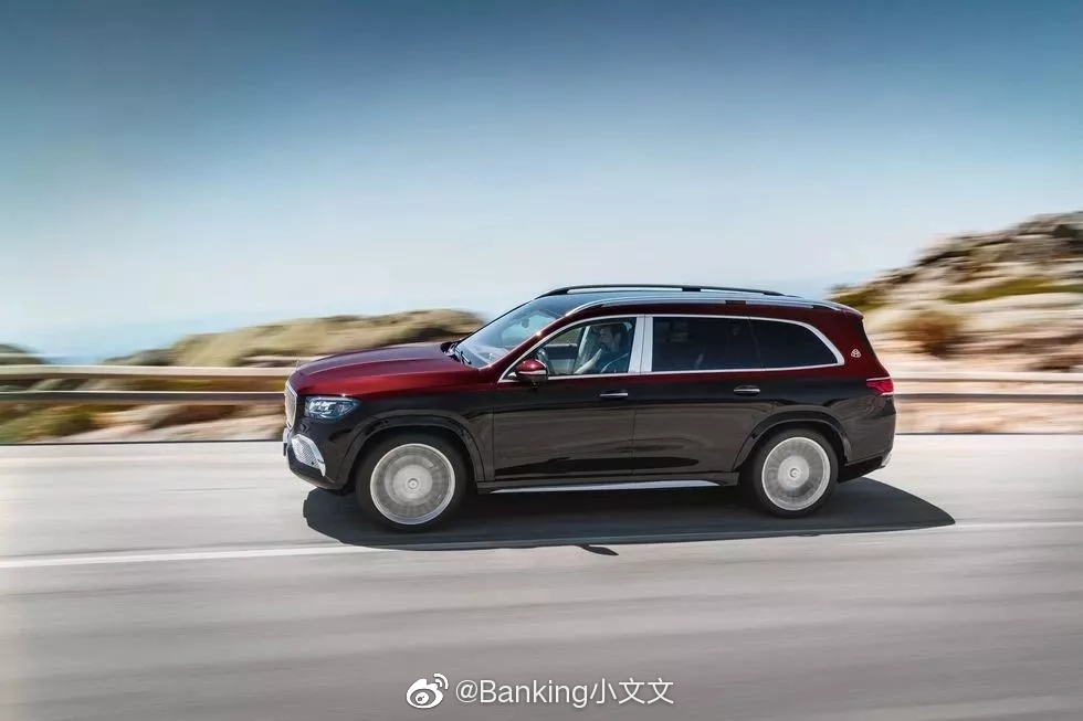 SUV市场越来越热闹了，迈巴赫GLS600！