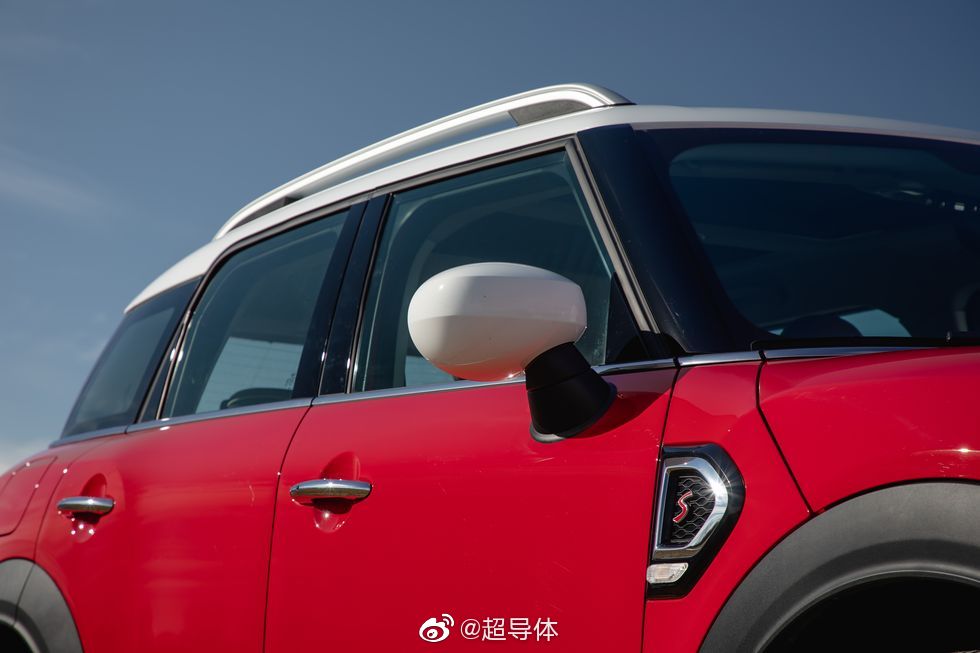 中期改款 Mini Countryman S vs. Mini Clubman S