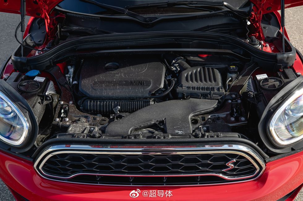 中期改款 Mini Countryman S vs. Mini Clubman S