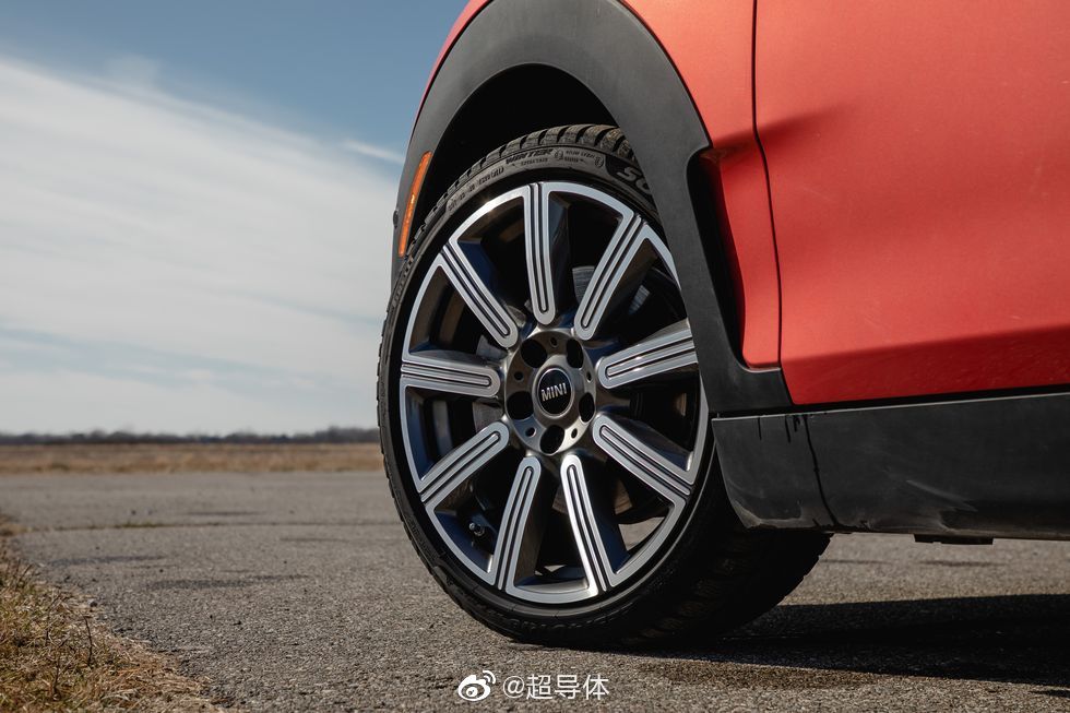 中期改款 Mini Countryman S vs. Mini Clubman S