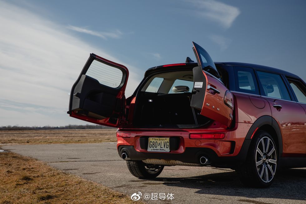 中期改款 Mini Countryman S vs. Mini Clubman S