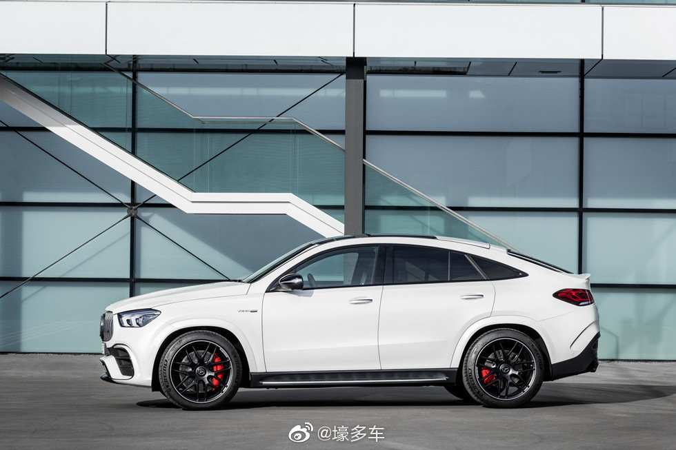 汽车美图：奔驰 GLE63S AMG 4MATIC+