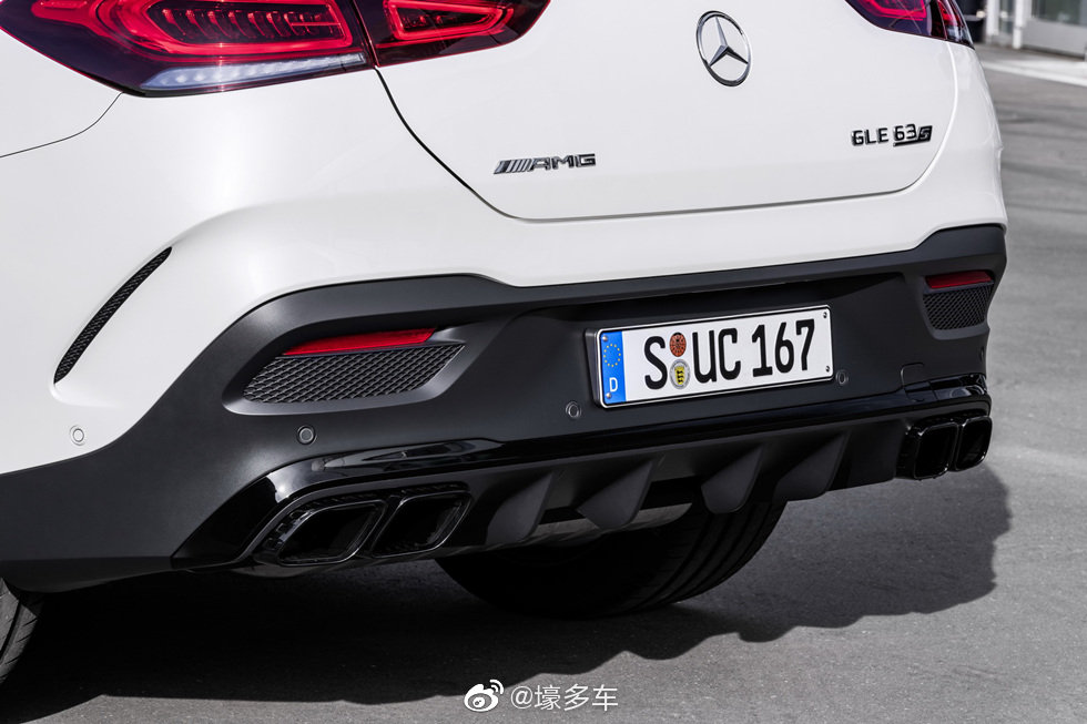 汽车美图：奔驰 GLE63S AMG 4MATIC+