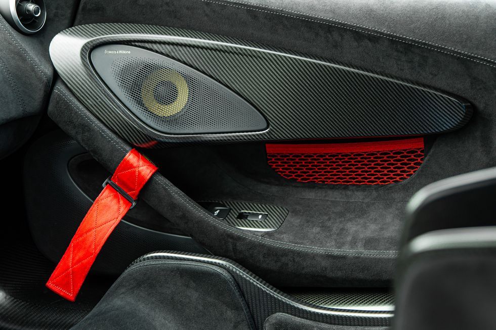 2021迈凯伦620R 会成为你奋斗的目标吗?