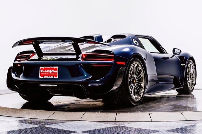 Porsche 918 Spyder,不知道什么时候能见到真容……
