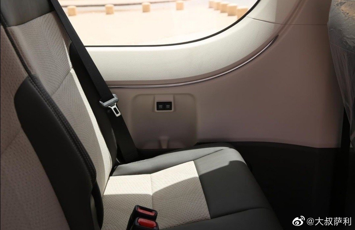 丰田海狮怎么越来越像福特全顺了……