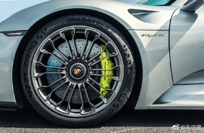 好看的汽车：保时捷918 Spyder ,太帅气了