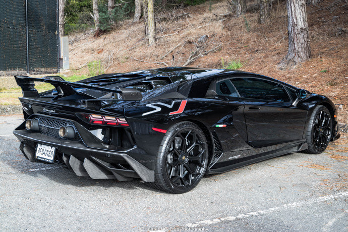 Lamborghini Aventador SVJ 帅气满分！