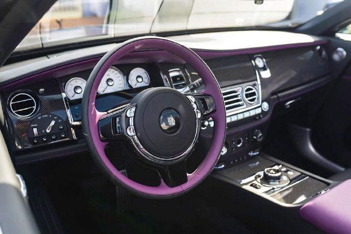 超有个性的紫色劳斯莱斯，你们有见到过吗！