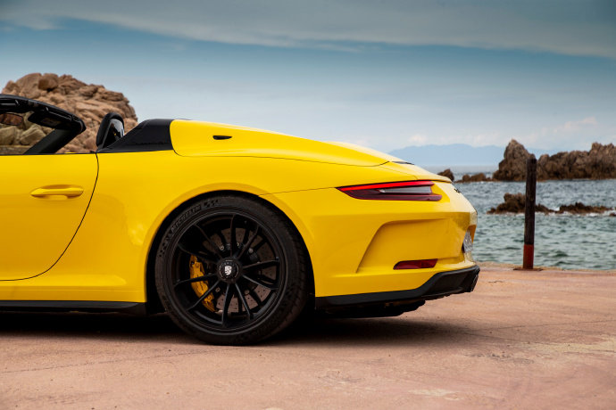 2020 Porsche 911 Speedster 让人惊叹的艺术品！