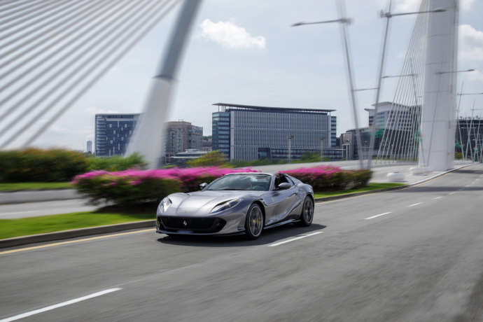 Ferrari 812 GTS，让人无法抗拒的魅力