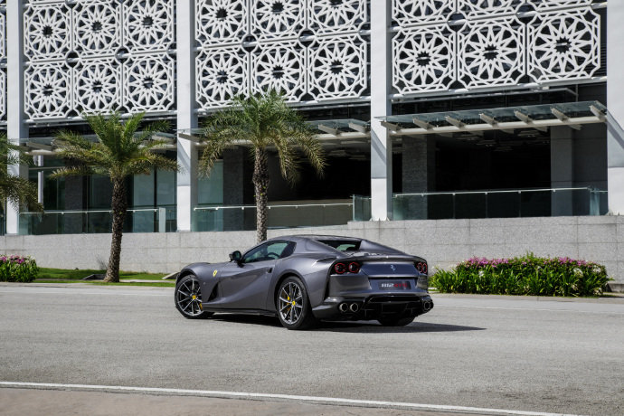 Ferrari 812 GTS，让人无法抗拒的魅力