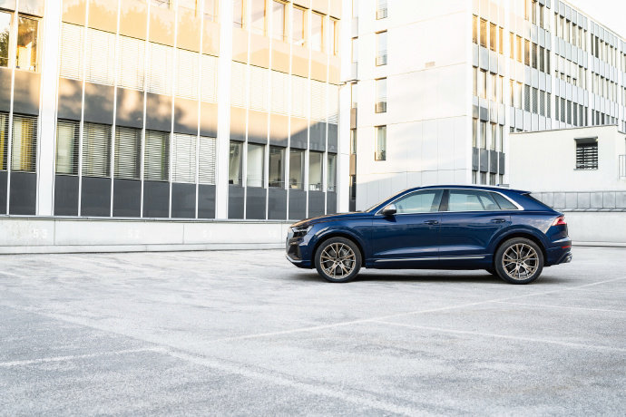 2021 Audi SQ8 TFSI 满满的科技性能范！