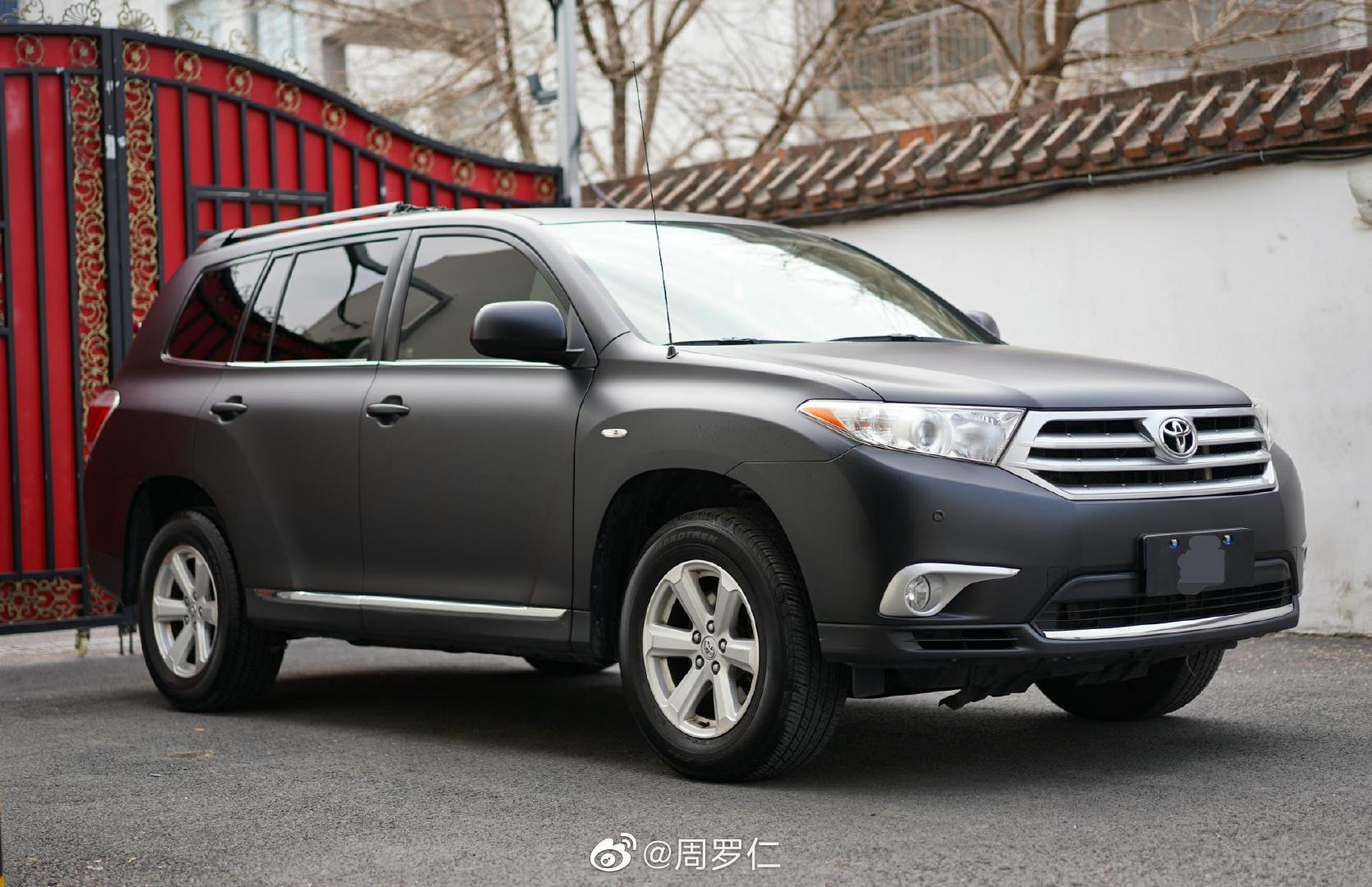 帅出天际的哑光黑，丰田汉兰达靓爆了整个车友圈