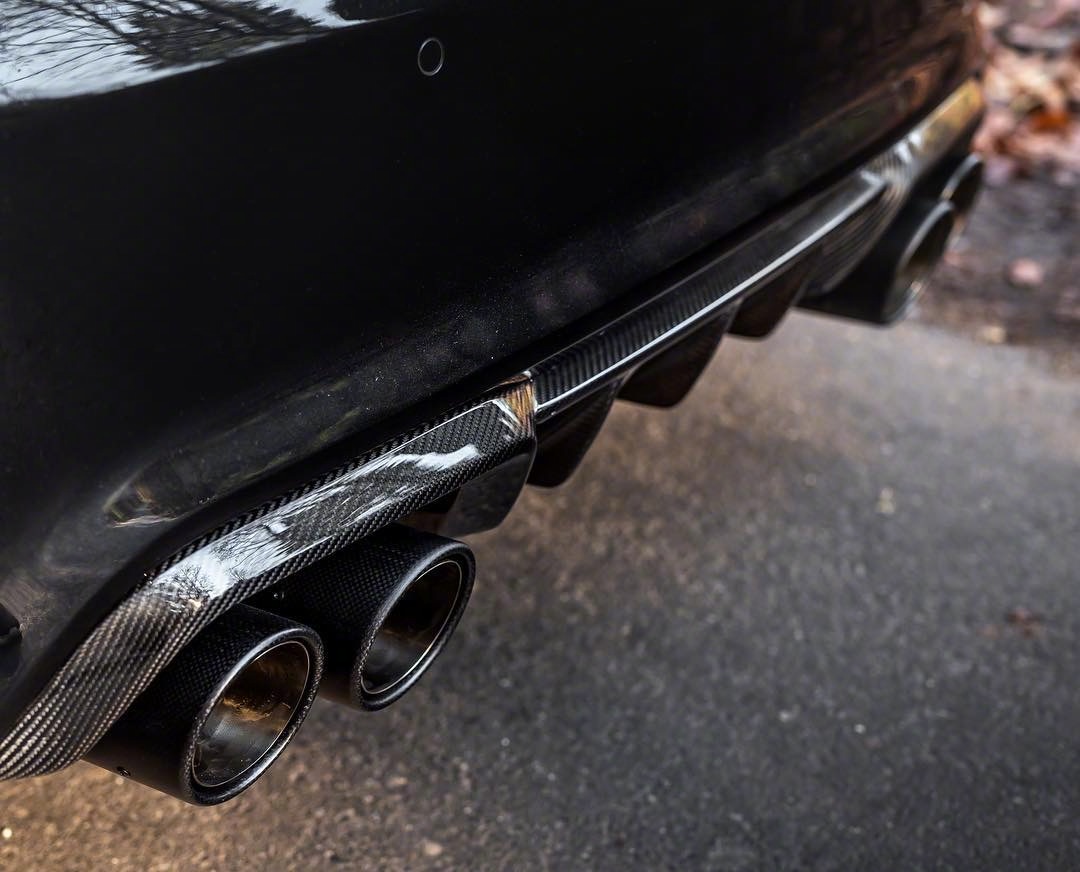 宝马M2：战意十足的配色!