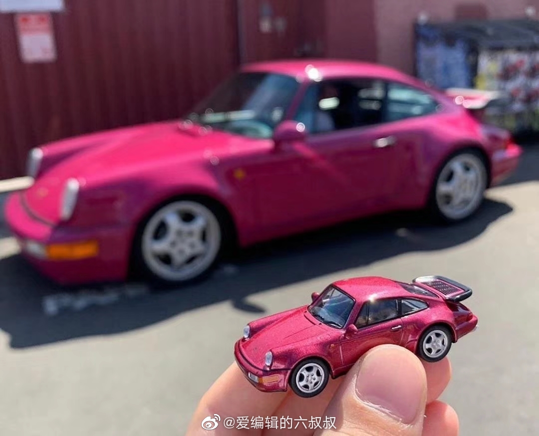 最美保时捷，964，太惊艳了，停在那就能让人屏住呼吸。