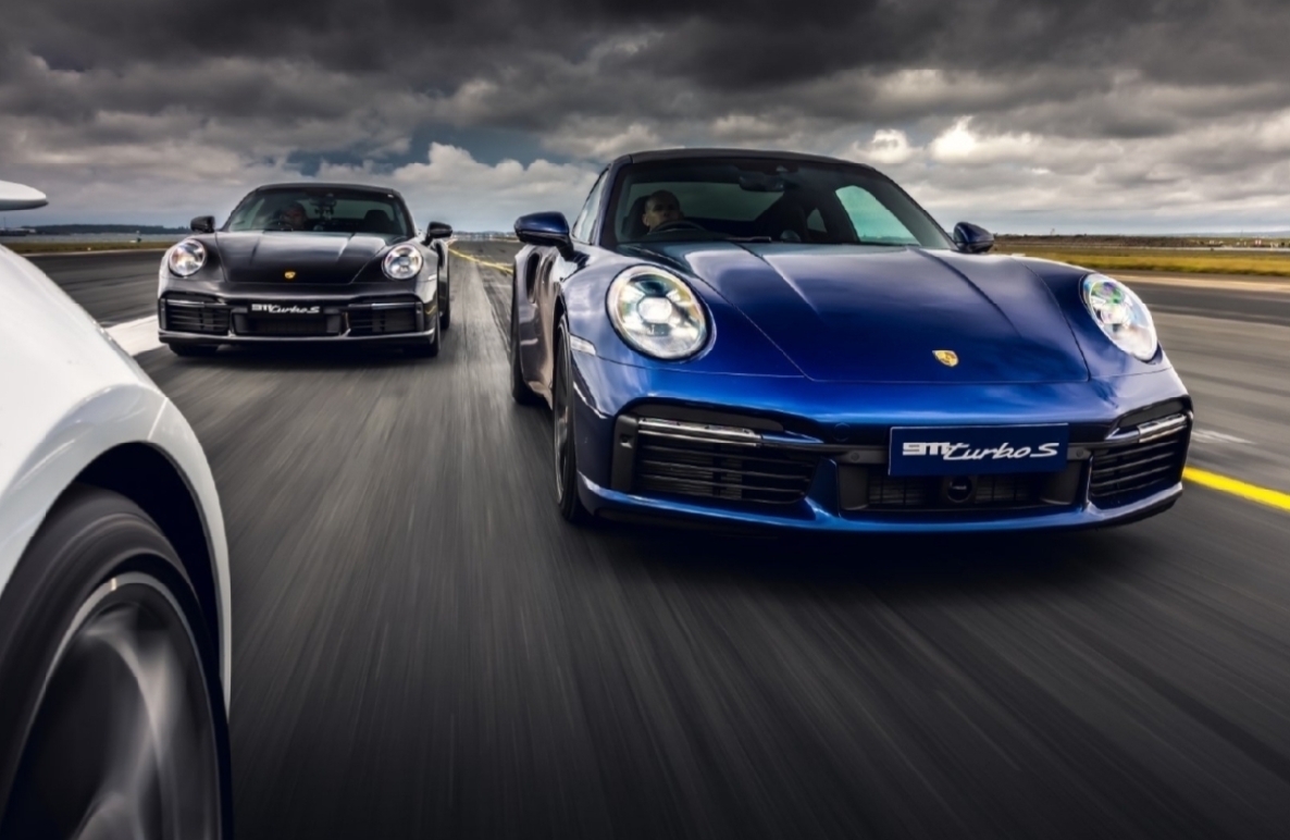 飞机与超跑的极限竞争Porsche 911 Turbo S 推荐关注