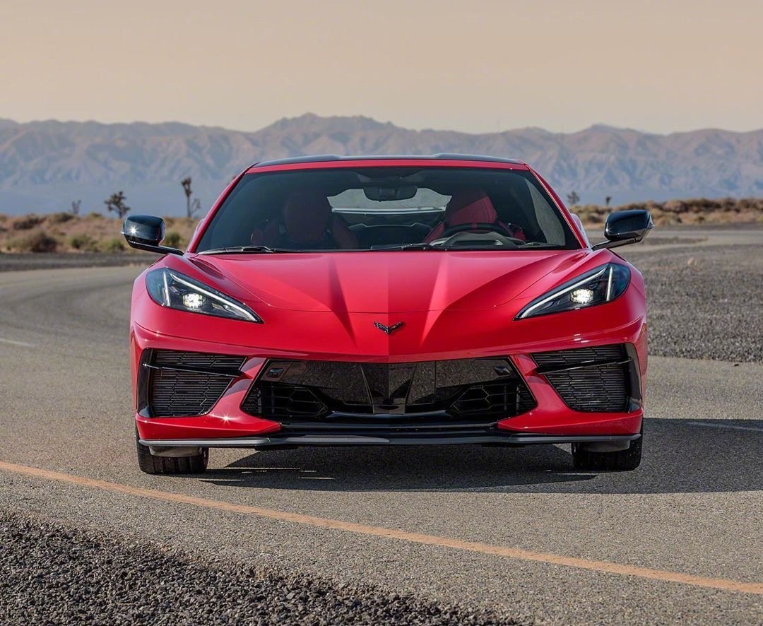 保时捷VS克尔维特，如果条件允许你会选择谁？