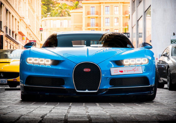布加迪Bugatti Chiron，被深深的吸引住了~