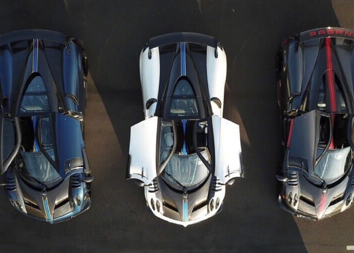 高清汽车美图：帕加尼超级霸气的秀场