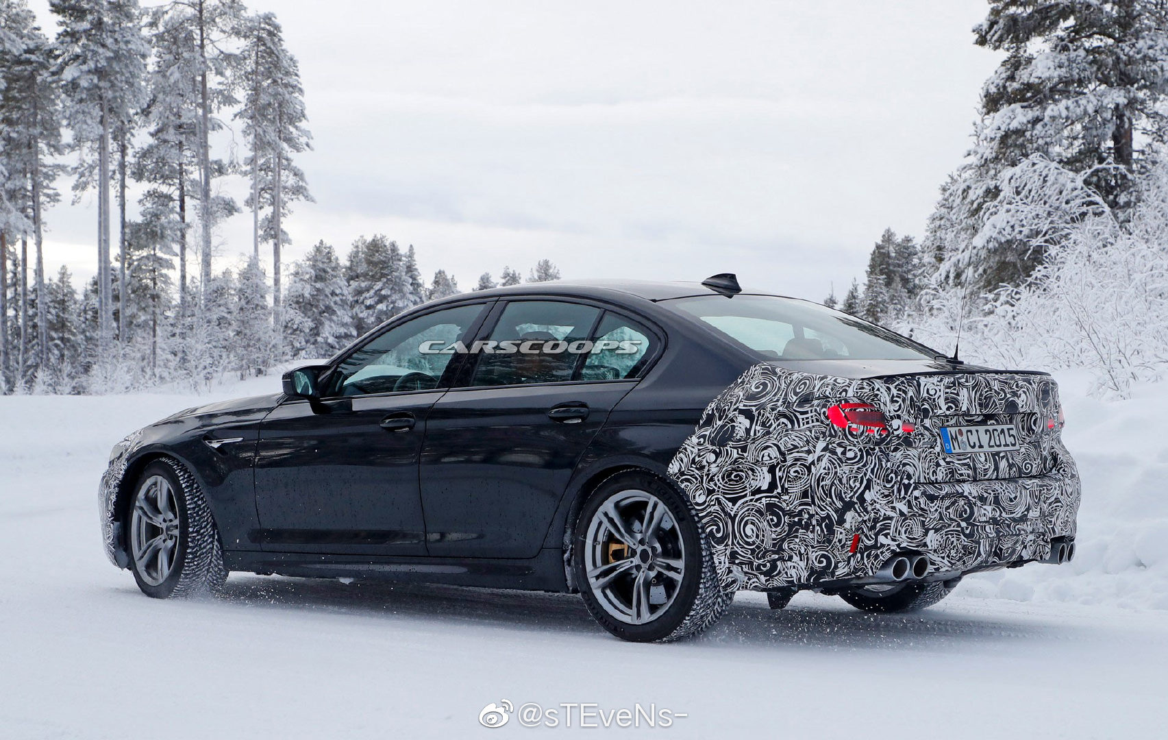 这台宝马M5真的好看，不愧是标杆!