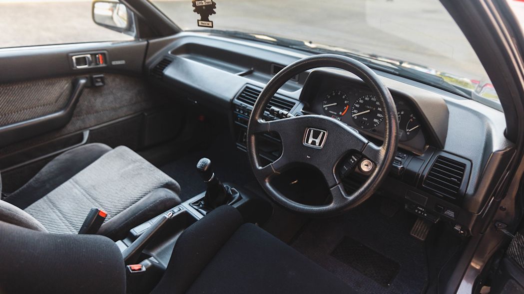 ACCORD AERODECK，当年的雅阁，还没有今天的思域大。