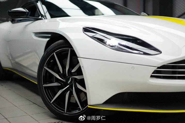 阿斯顿马丁装贴amr局部拉花简直燃爆了