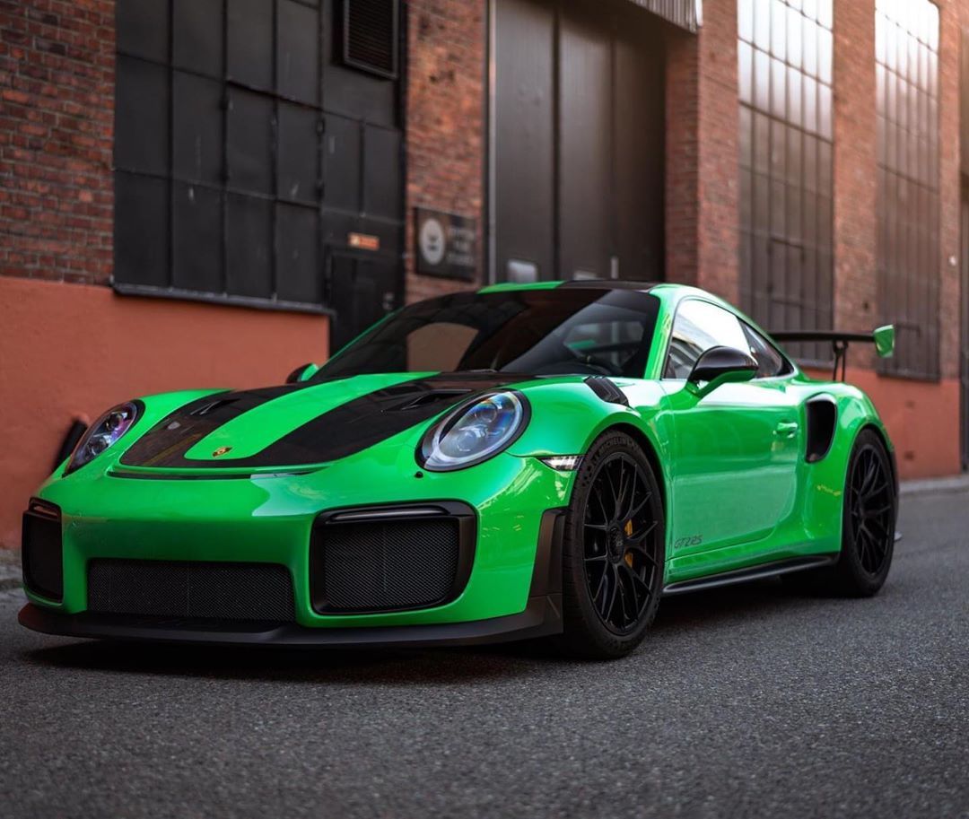 分享图片 奥斯陆，911 GT2 RS（PTS蝰蛇绿）