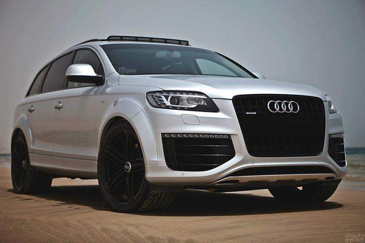 最新汽车资讯： 第一代奥迪Q7的气场，隔着屏幕感受一下