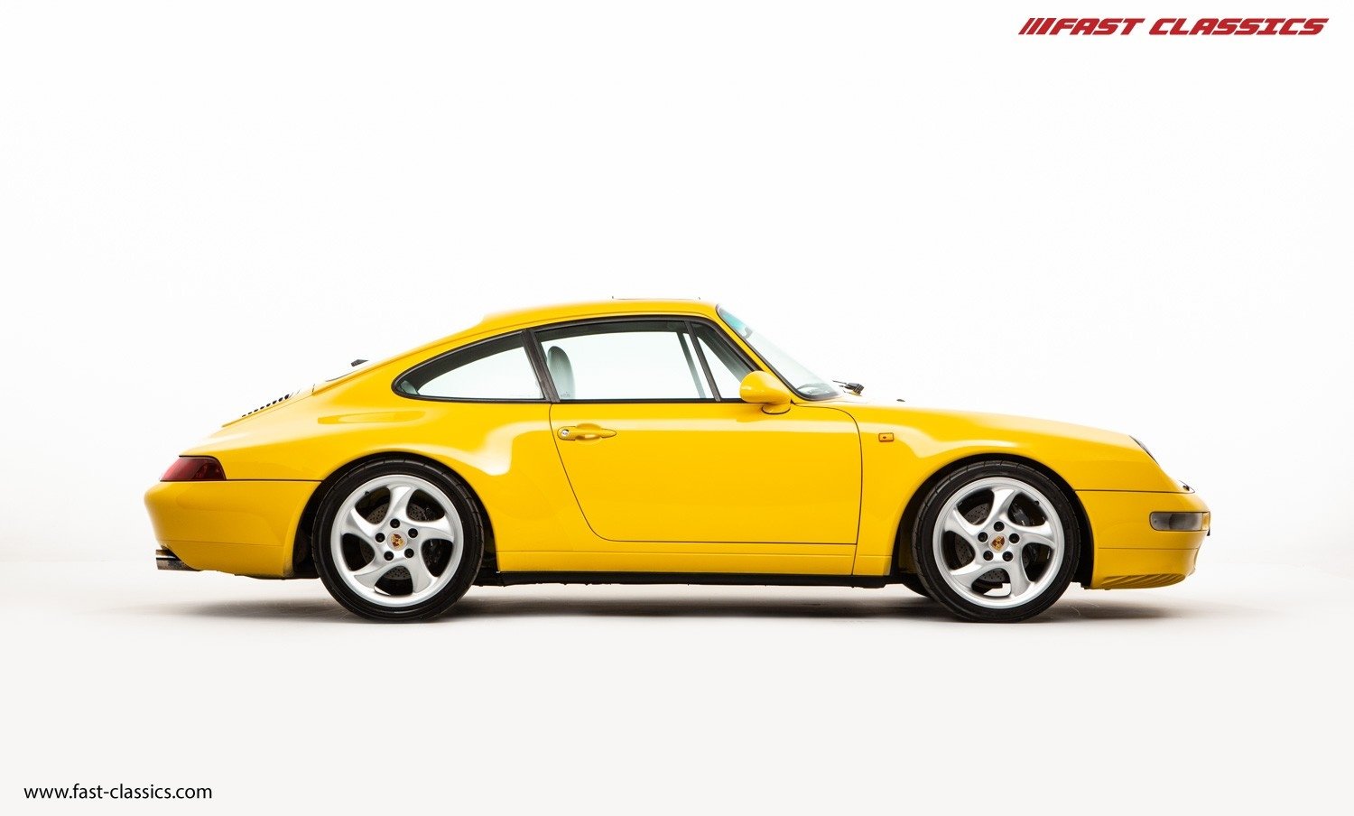 Porsche 911 青蛙粉在哪里？快转走！