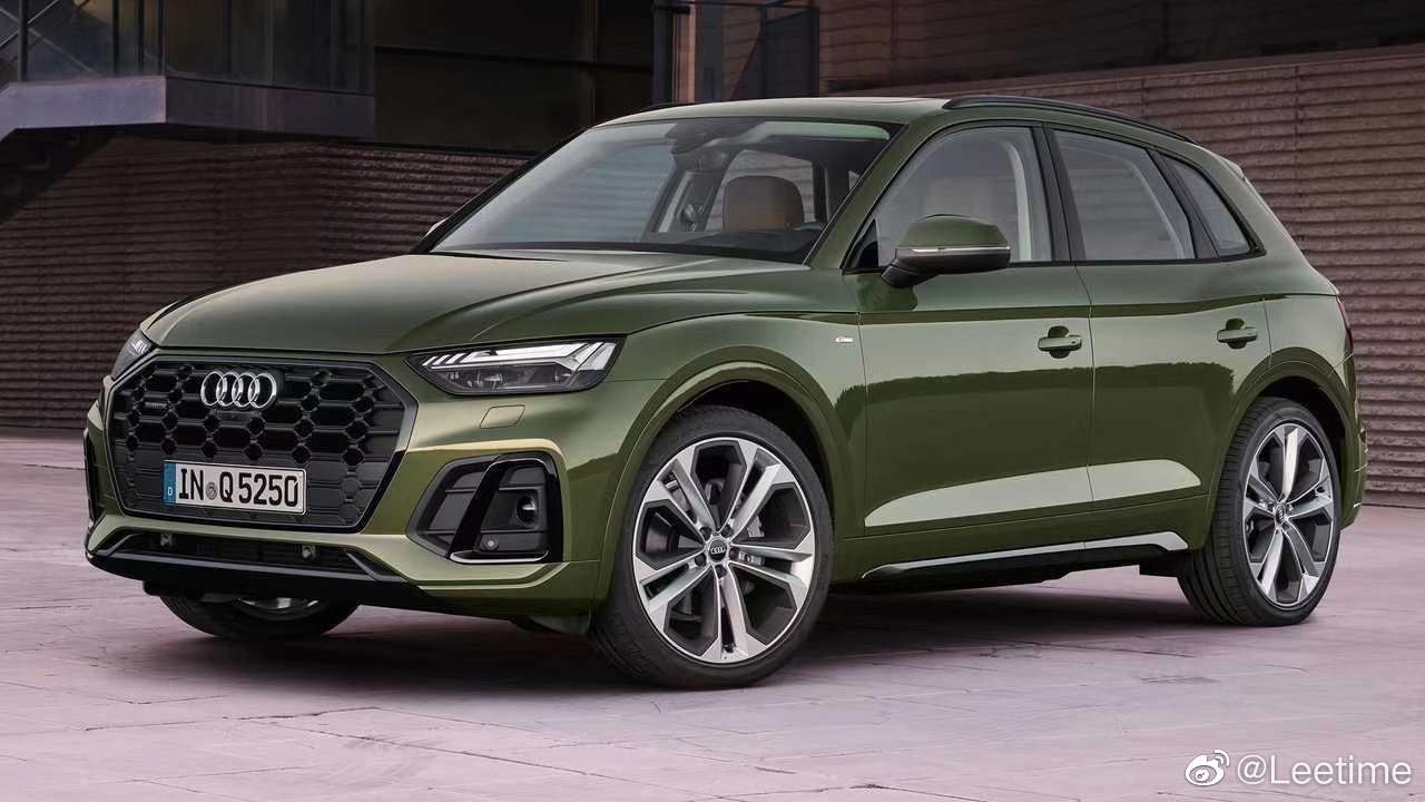 2021 Audi Q5 （PA）S-Line  OLED尾灯多种形态。