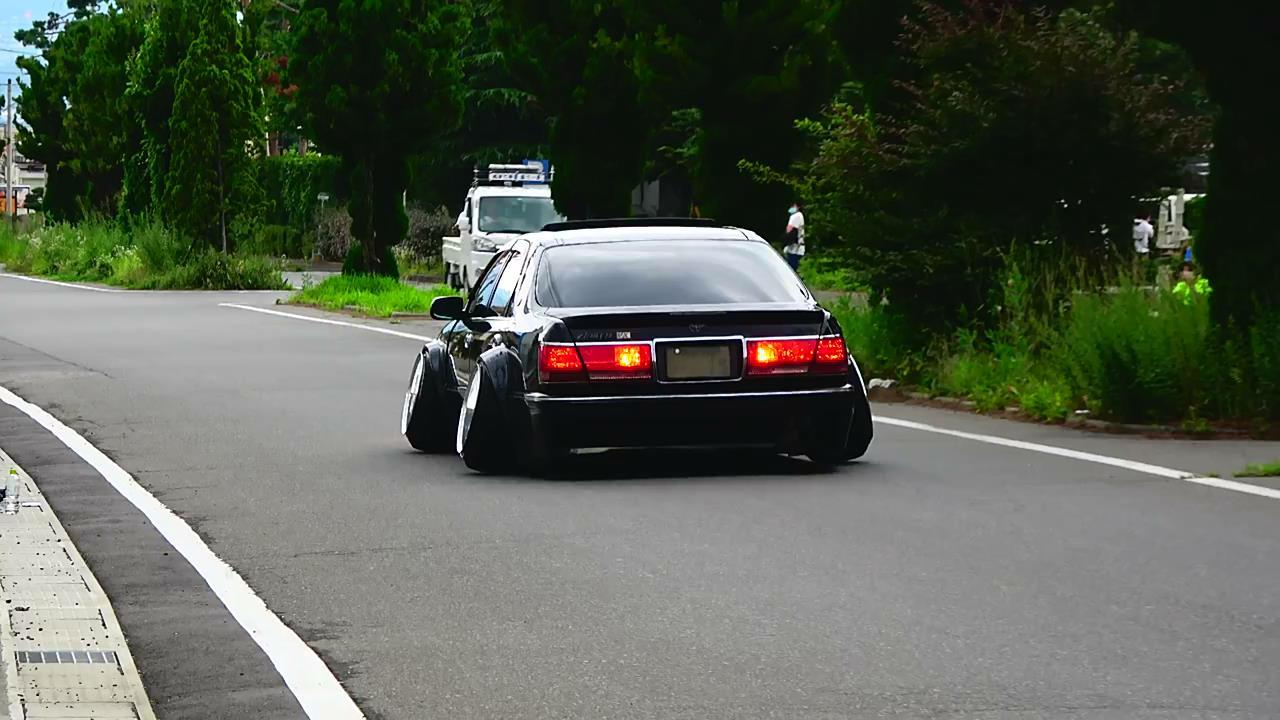 这台皇冠宽体够极致！夸张！日本风情画 丰田皇冠 StanceCrown