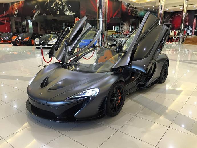 黑色迈凯伦P1，简直不要太帅！