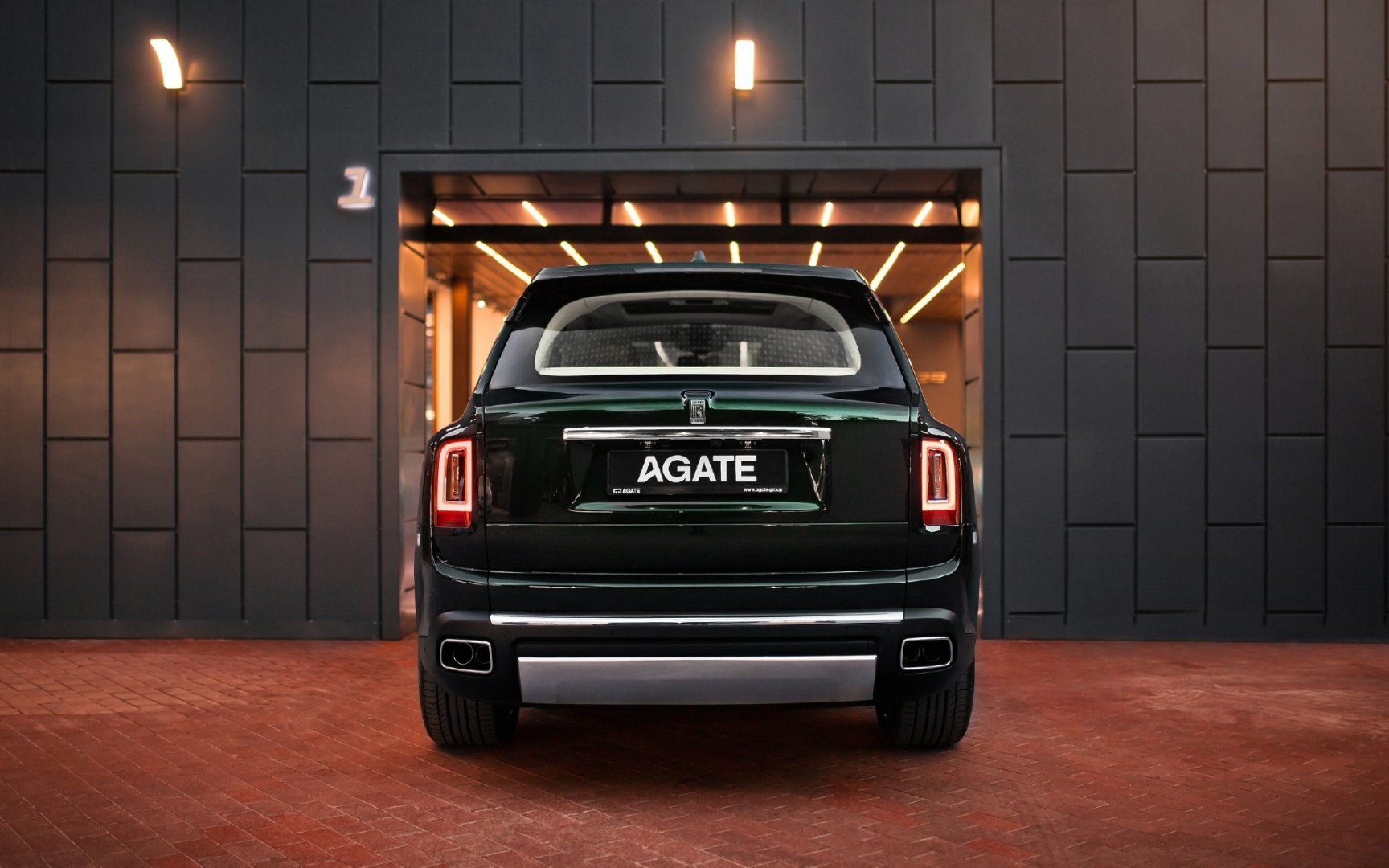 SUV皇冠上钻石Rolls-Royce Cullinan