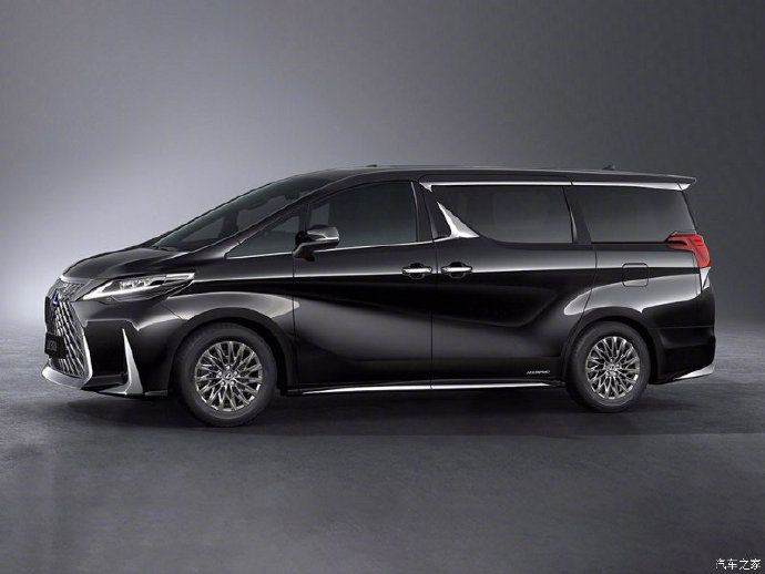 精美汽车图集：自带强大气场 雷克萨斯LM