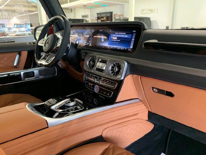 红色的巴博斯大G，罕见得很！