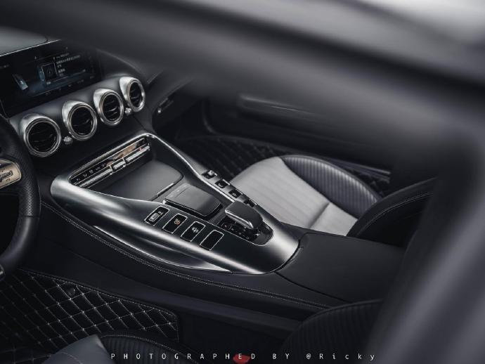AMG GT：实车真的太漂亮了！