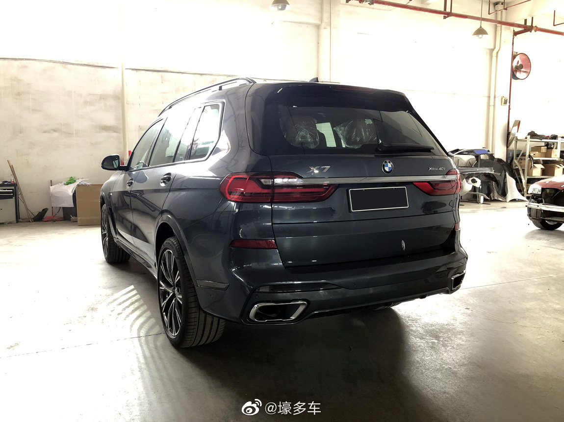 宝马 X7 xDrive40i 行政M运动